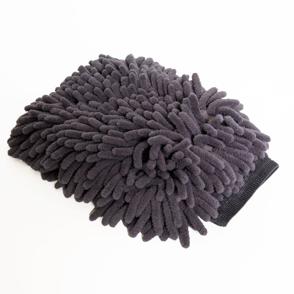 Gray microfiber cleaning mitt comes with The Detailer Car Cleaning Set on a white background